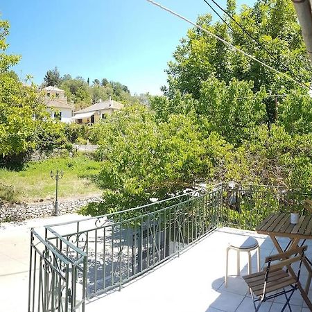 Karydia Apartments 4 Pers Λαζαράτα Εξωτερικό φωτογραφία