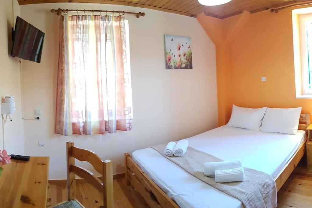 Karydia Apartments 4 Pers Λαζαράτα Εξωτερικό φωτογραφία