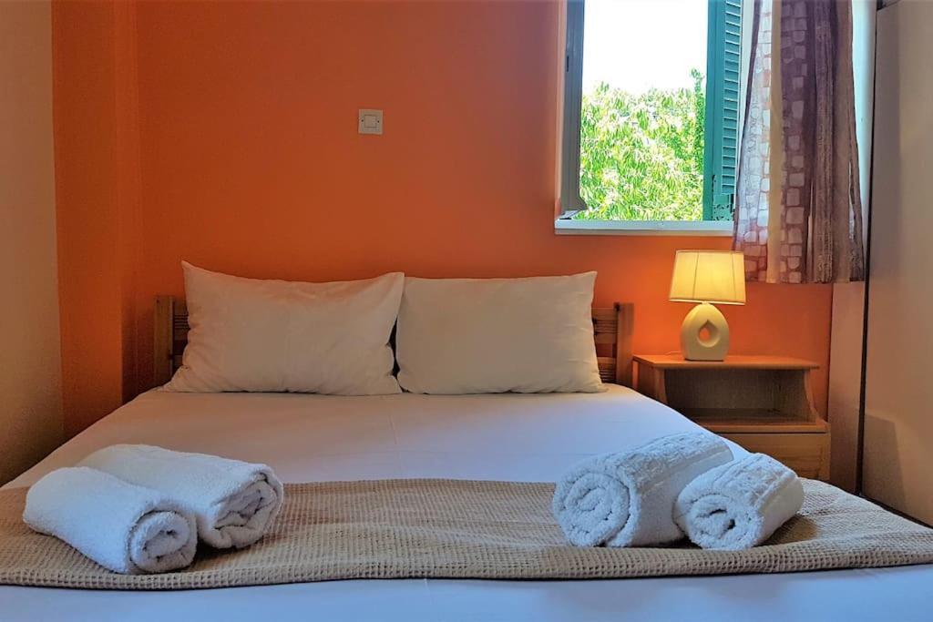 Karydia Apartments 4 Pers Λαζαράτα Εξωτερικό φωτογραφία