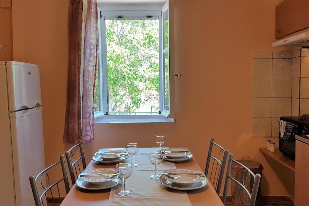 Karydia Apartments 4 Pers Λαζαράτα Εξωτερικό φωτογραφία