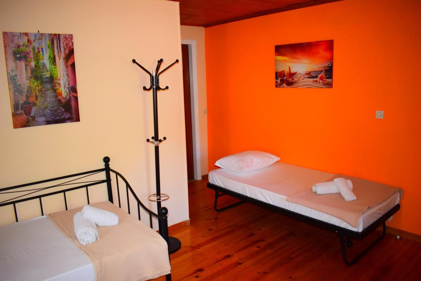 Karydia Apartments 4 Pers Λαζαράτα Εξωτερικό φωτογραφία